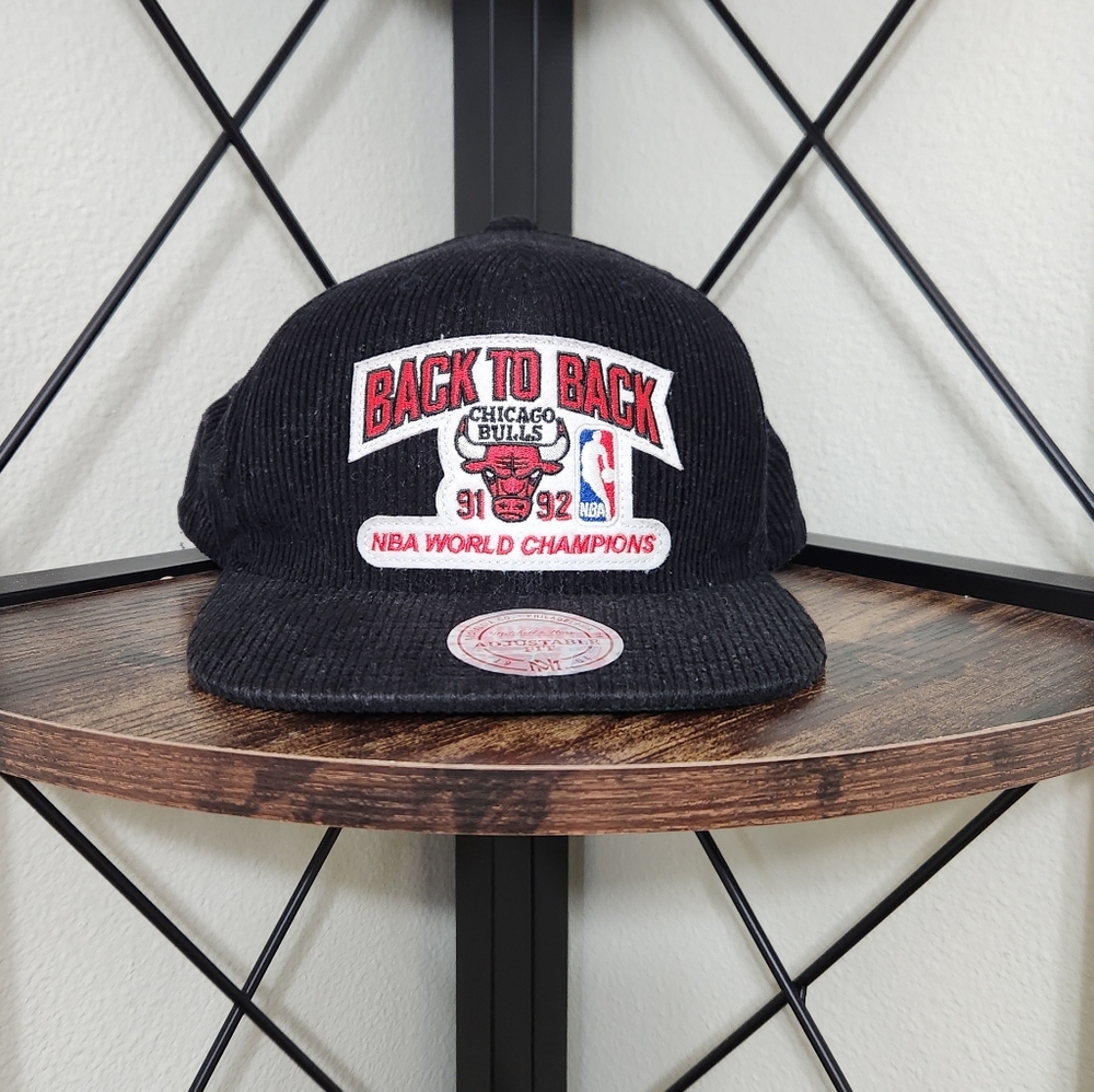Mitchell & Ness Back to Back 91 92 NBA World Champions Corduroy Adjustable Hat